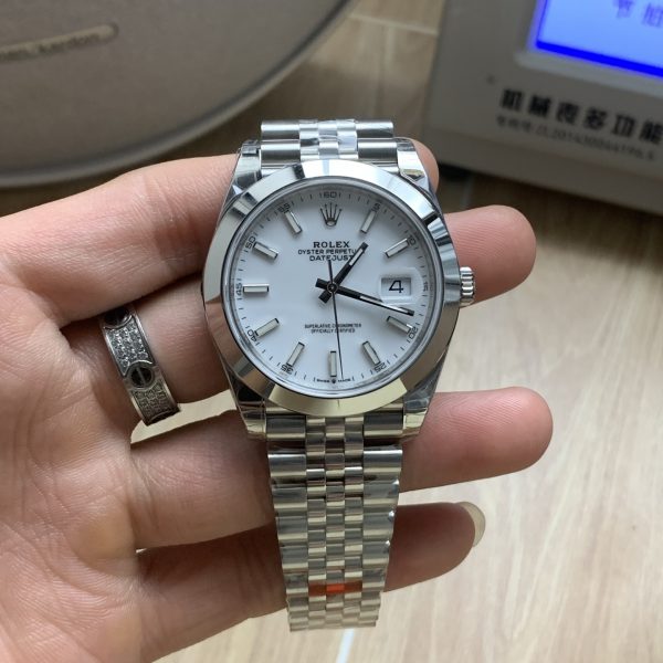 VS Factory Rolex Datejust 41mm Pure White Dial Smooth Bezel Jubilee Bracelet (126300) 1:1 Super Clone - DD3235 Movement