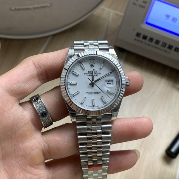 VS Factory Rolex Datejust 41mm Pure White Dial Fluted Bezel Jubilee Bracelet (126334) 1:1 Super Clone - DD3235 Movement