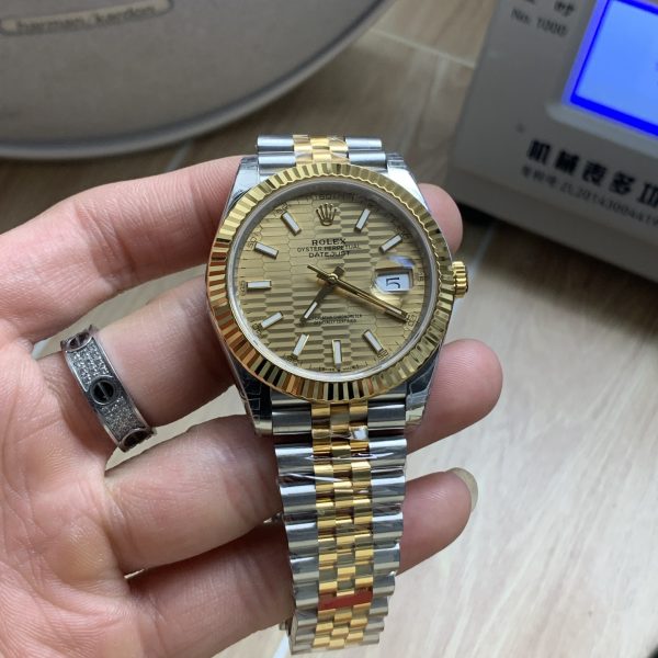 VS Factory Rolex Datejust 41mm Two-Tone Yellow Gold Fluted Motif Dial Jubilee Bracelet (126333) 1:1 Super Clone - DD3235 Movement