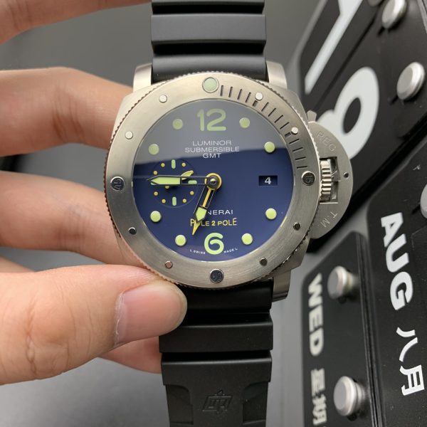 VS Factory Panerai Submersible GMT "Pole2Pole" 47mm PAM00719 (Alternate Intel) 1:1 Super Clone - DDP.9001 Movement