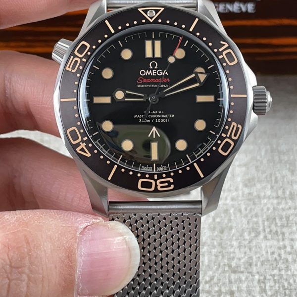 VS Factory Omega Seamaster Diver 300M 42mm 007 Edition "No Time To Die" Titanium Mesh (210.90.42.20.01.001) 1:1 Super Clone - DD8806 Movement