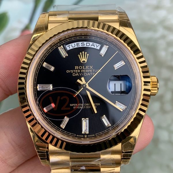 VS Factory Rolex Day-Date 40 Yellow Gold Black Baguette Diamond Dial (228238) V2 1:1 Super Clone - DD3255 Movement